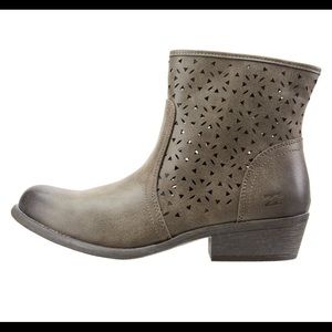 Billabong Sunburst Ankle Boots